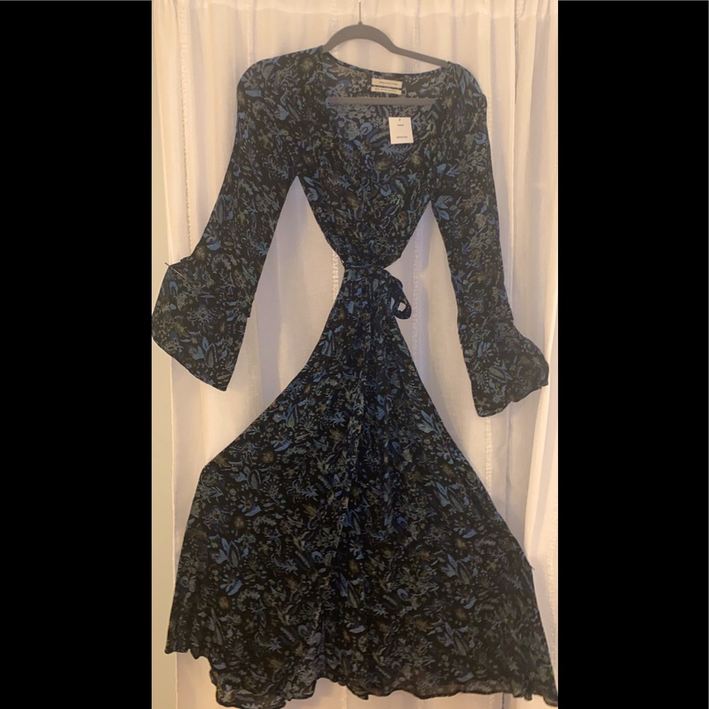 Urban outfitters maxi dress. Size xs light and comfortable NWT